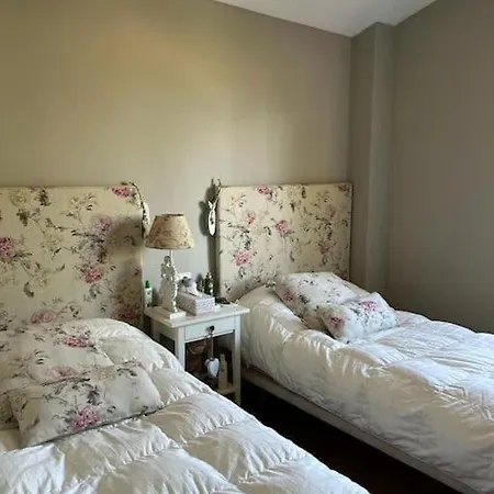 Lux Con Piscina 6 Pax Hotell 4*